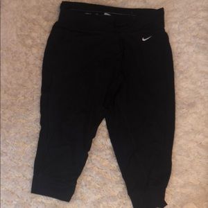 Nike Dri-Fit cropped joggers
